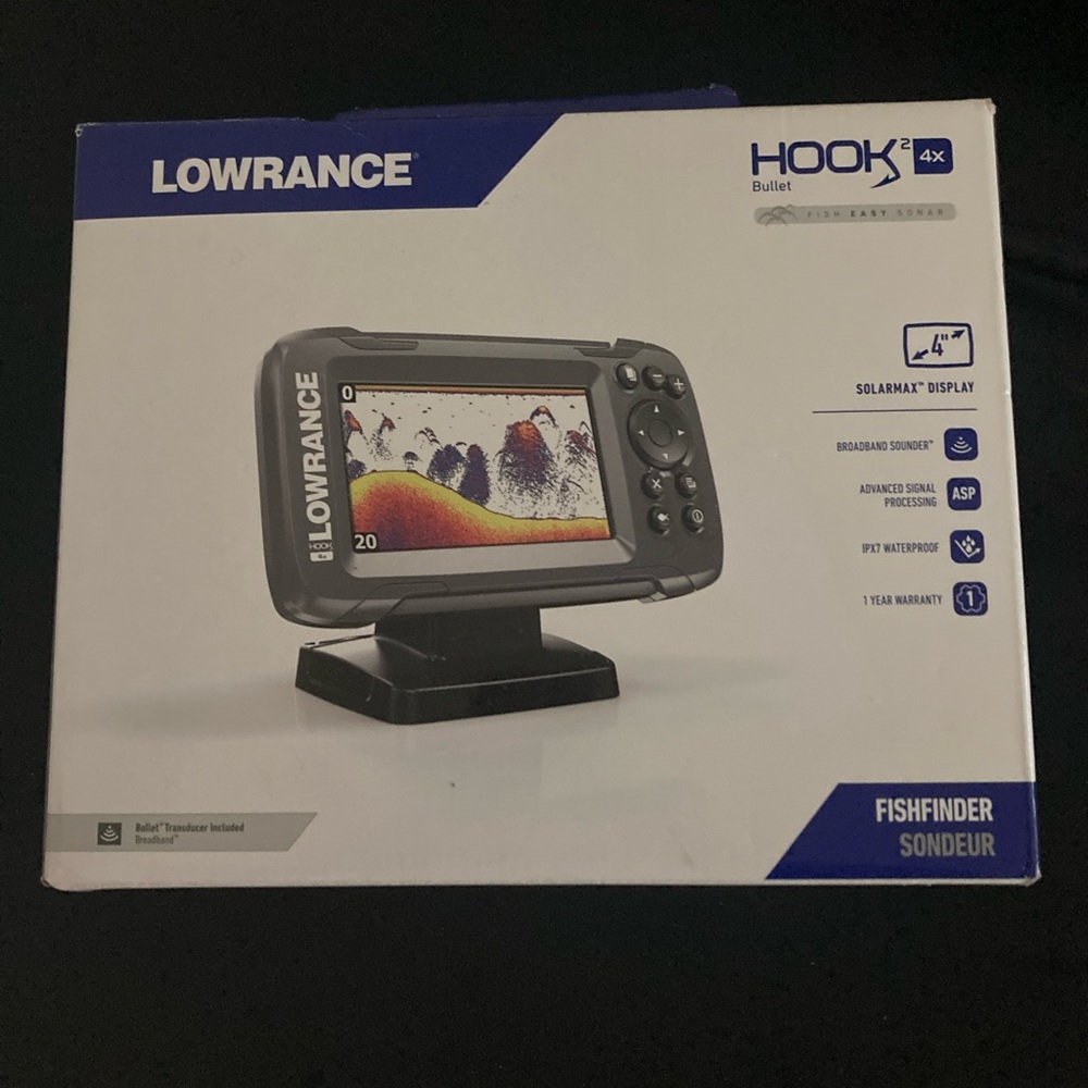 lowrance fish finder